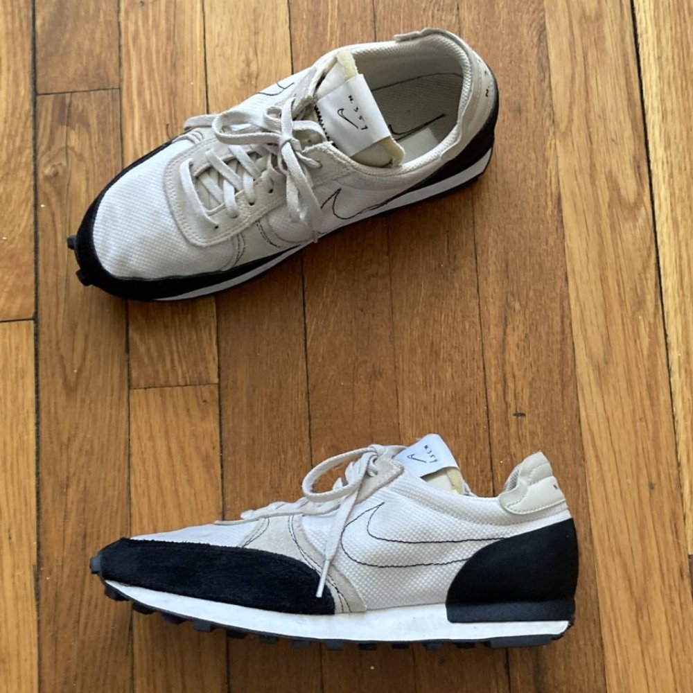 Daybreak-Type ‘Light Orewood Brown'